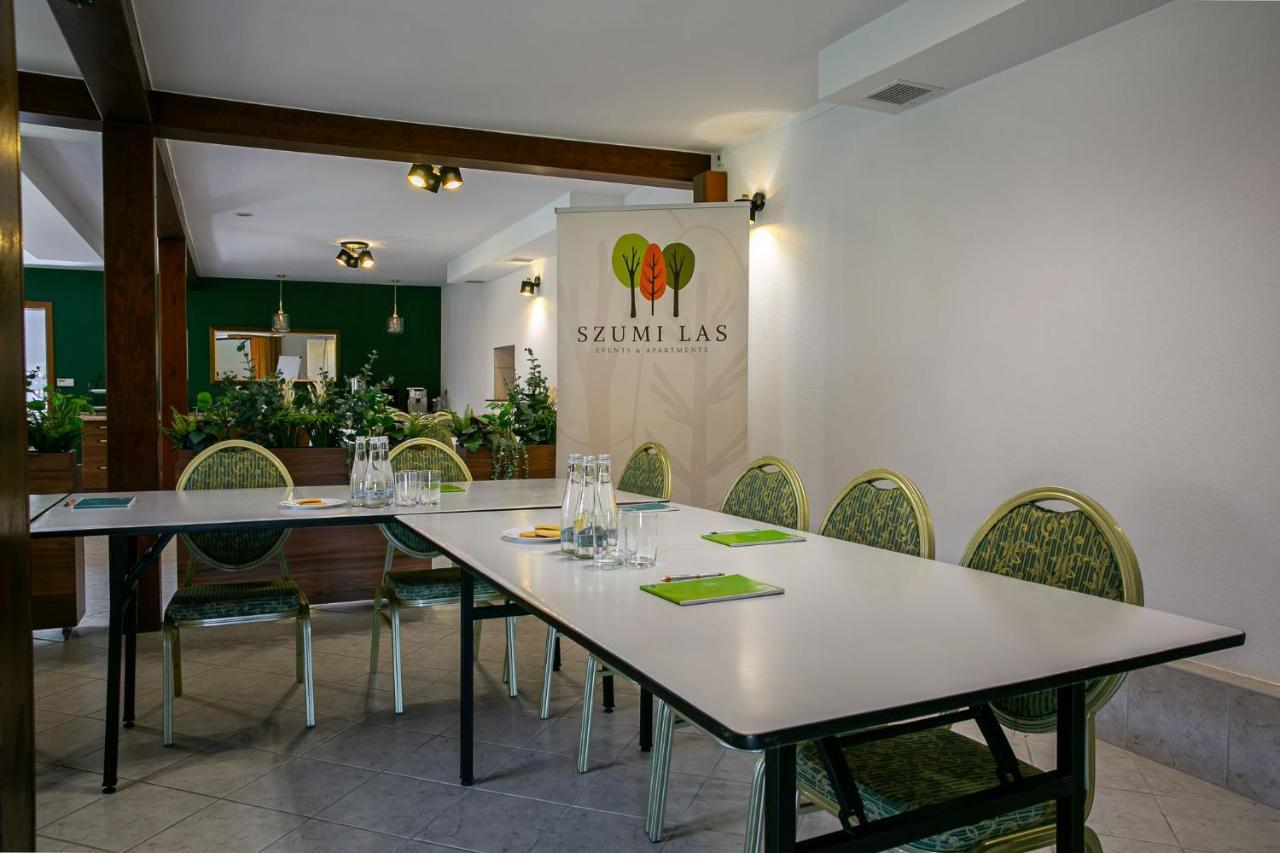 Szumi Las Events & Apartments Regimin ภายนอก รูปภาพ