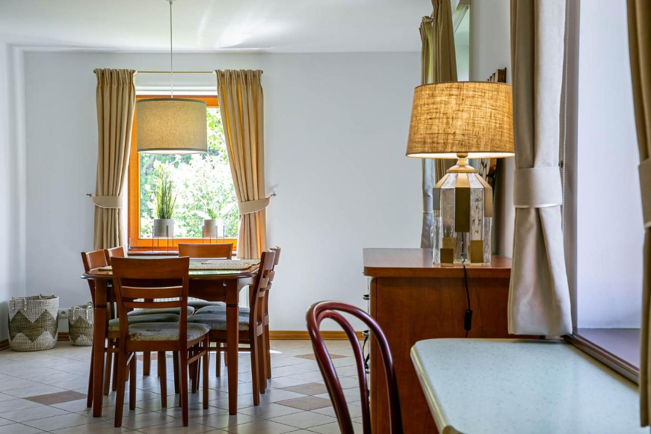 Szumi Las Events & Apartments Regimin ภายนอก รูปภาพ